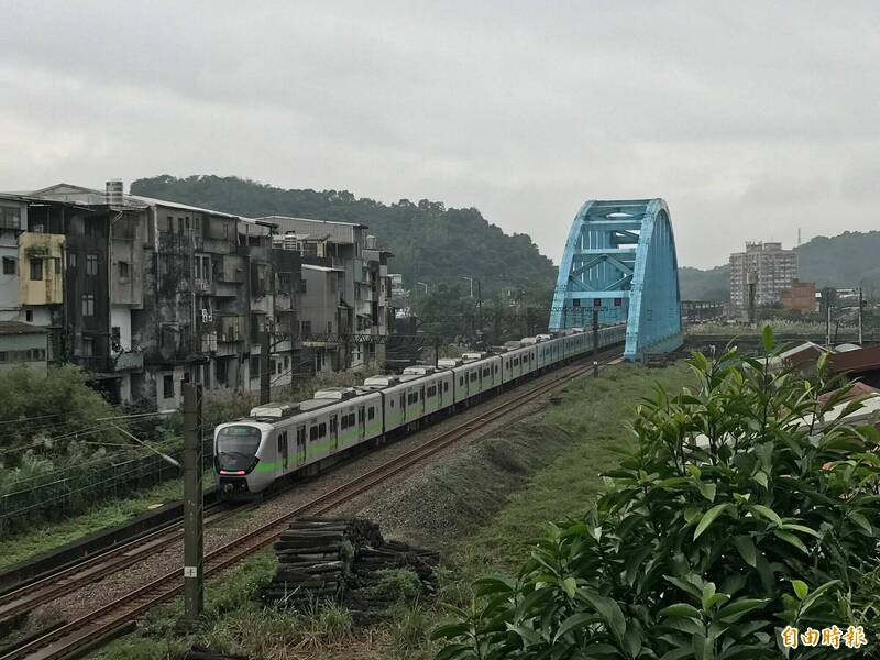 基隆捷運二階路線民調多挺走麥金路 童子瑋:指鹿為馬、會空轉20年