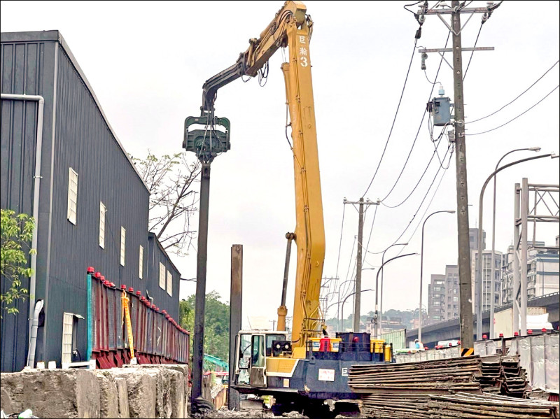 基捷八堵站徵地遭反彈 新北︰周邊併入開發